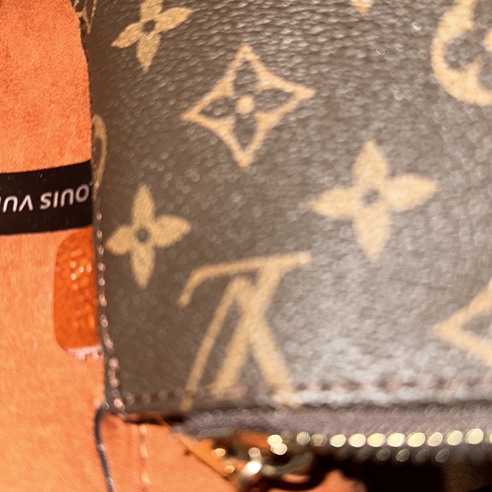 Bucket bag - Picture 4 of 8